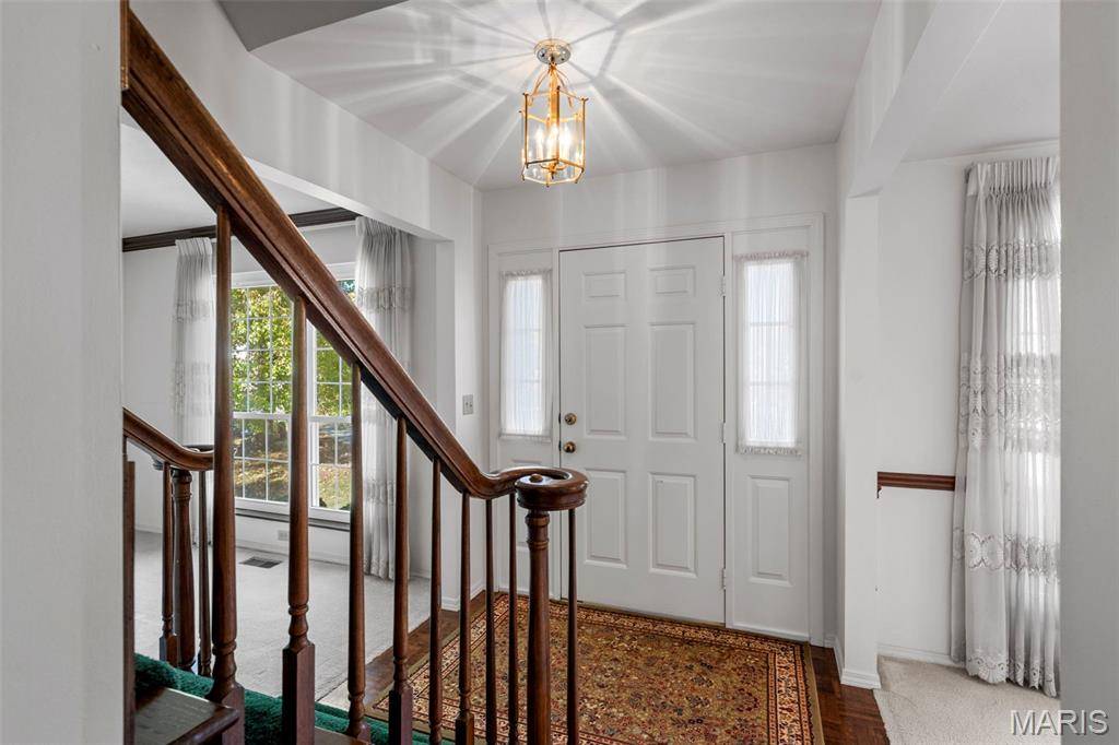 St Louis, MO 63129,6935 Bluff Springs CT