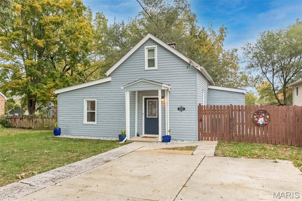 St Charles, MO 63301,210 Reservoir AVE