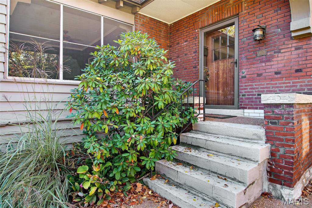 University City, MO 63130,409 Westgate AVE