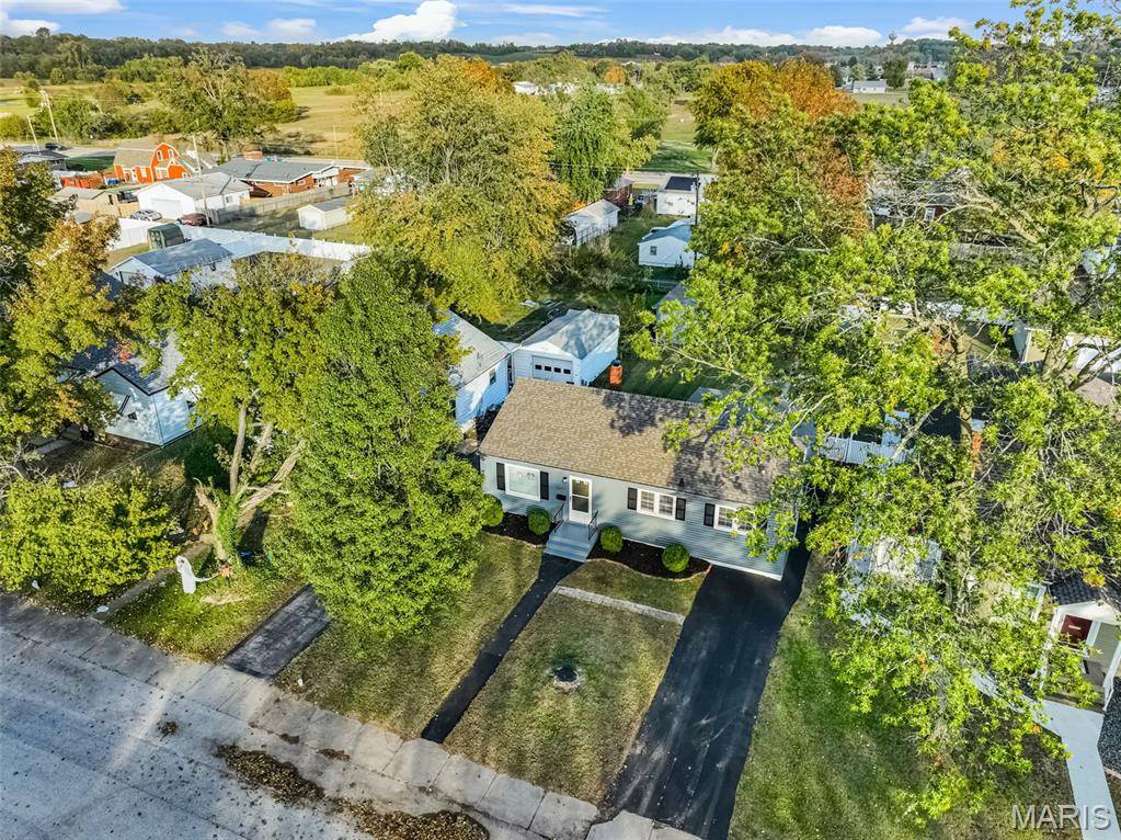 Wood River, IL 62095,527 Metzger AVE