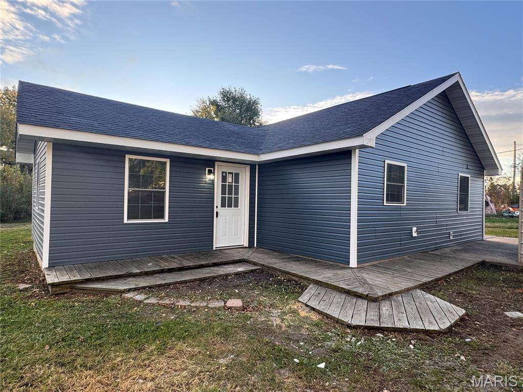 Vandalia, MO 63382,406 Utterback ST