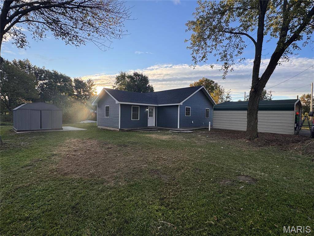 Vandalia, MO 63382,406 Utterback ST