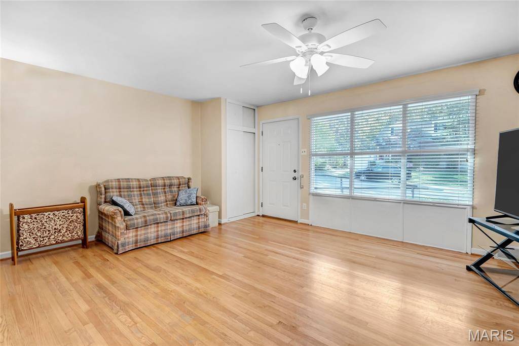 St Louis, MO 63123,816 Forman RD