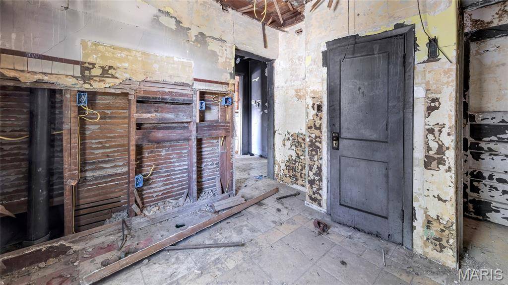 Jennings, MO 63136,5529 Helen AVE