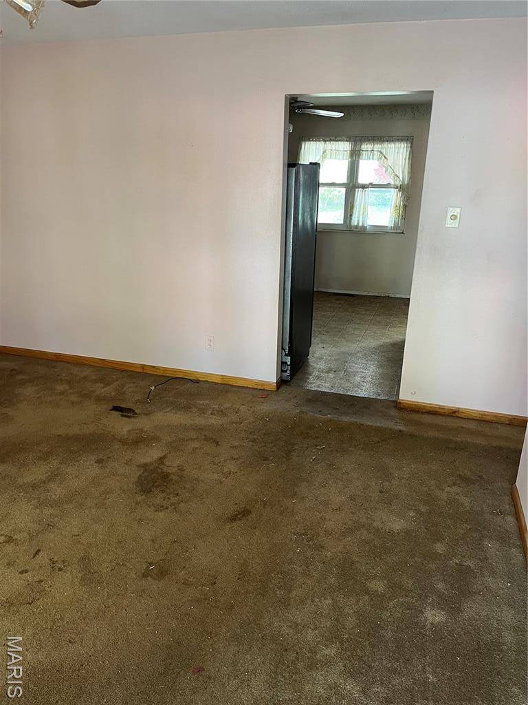 Maryland Heights, MO 63043,11848 Foxwood DR