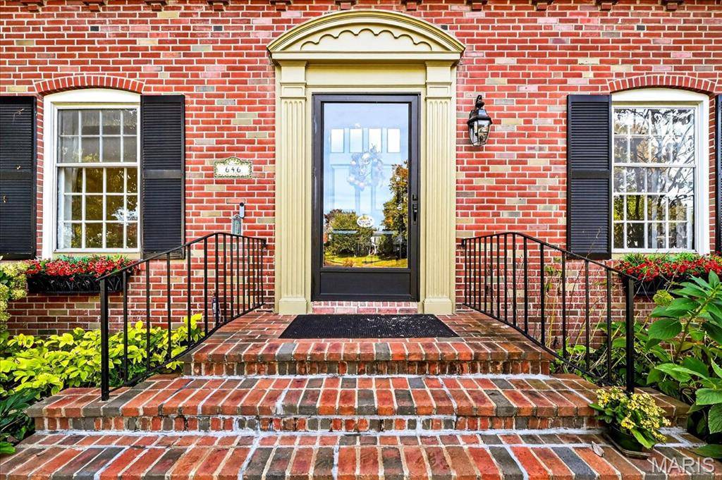 Webster Groves, MO 63119,646 Hollywood PL