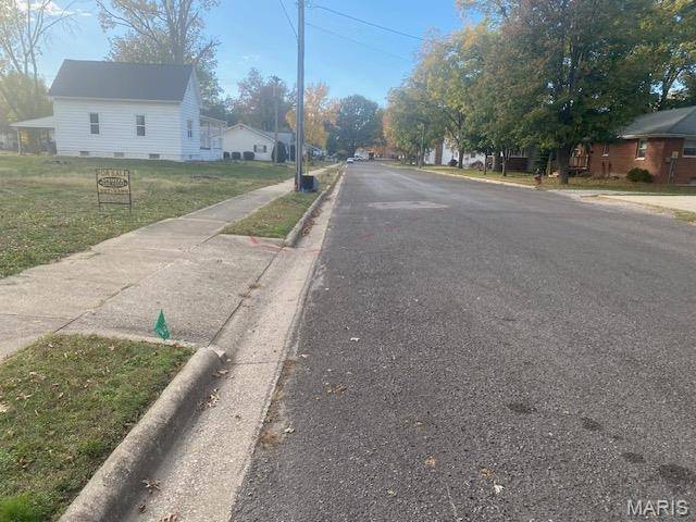 Nashville, IL 62263,536 W Maple