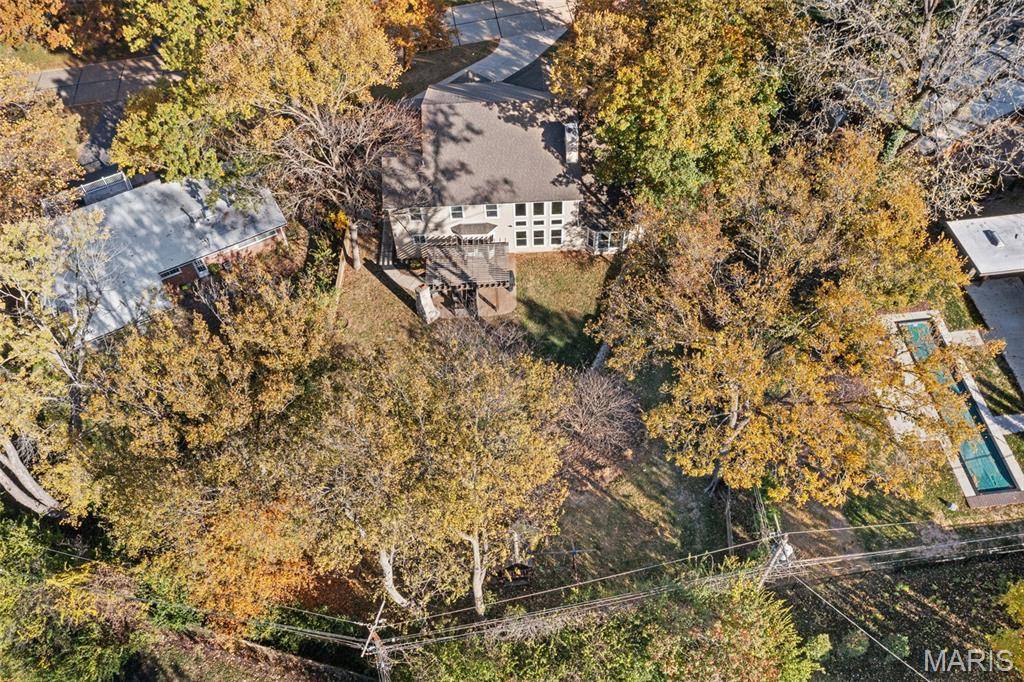 St Louis, MO 63122,827 Culloden RD