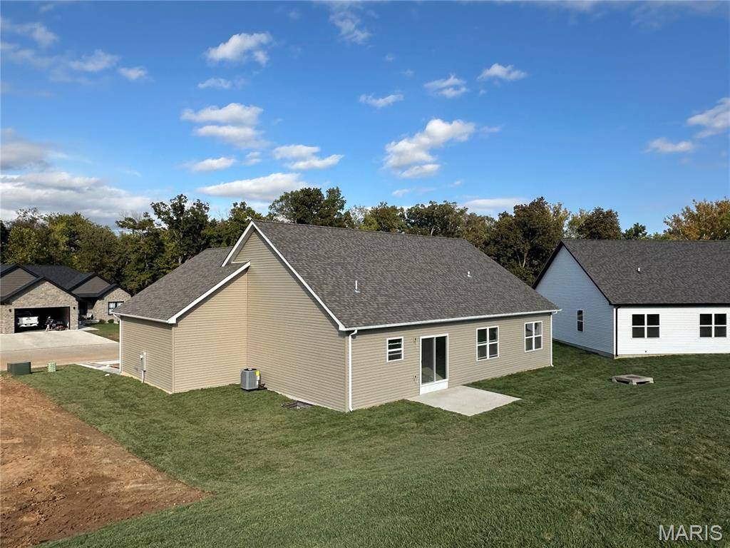 Washington, MO 63090,2783 Earth Crest DR