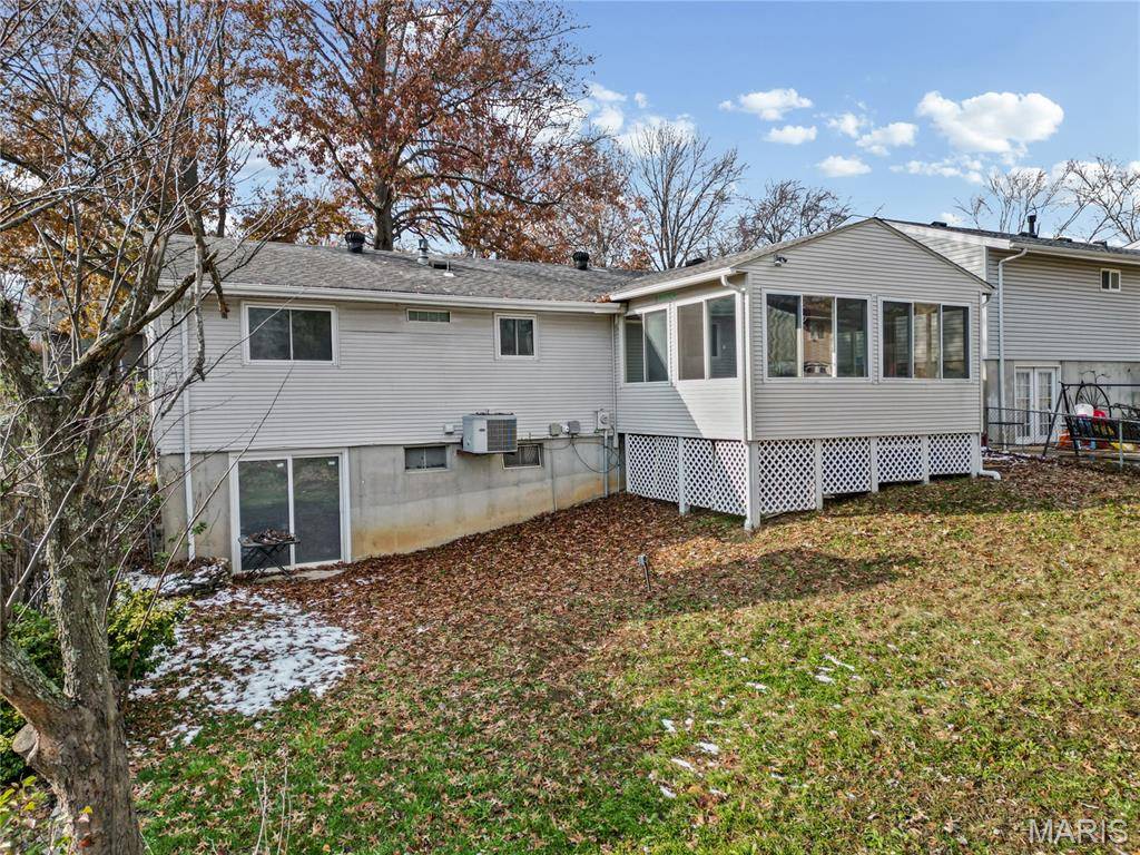 Arnold, MO 63010,3172 Wellington WAY