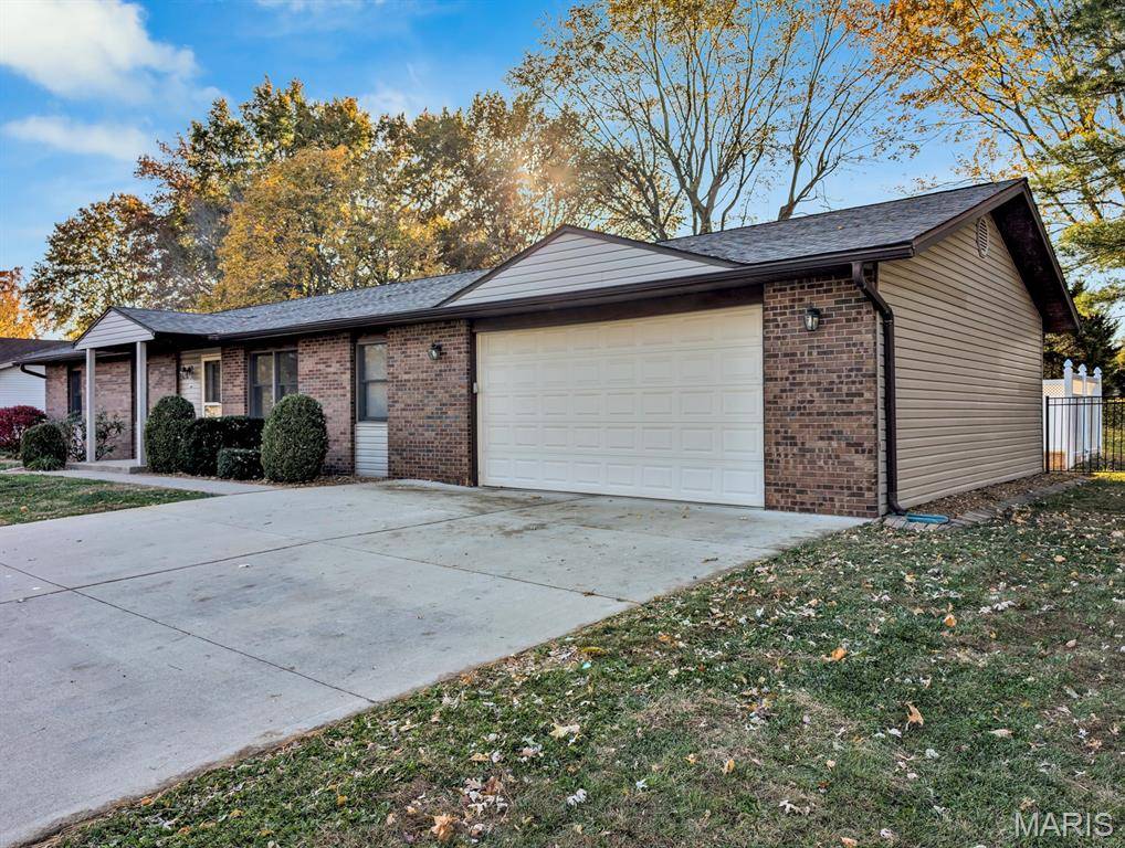 Troy, IL 62294,114 Kenneth DR