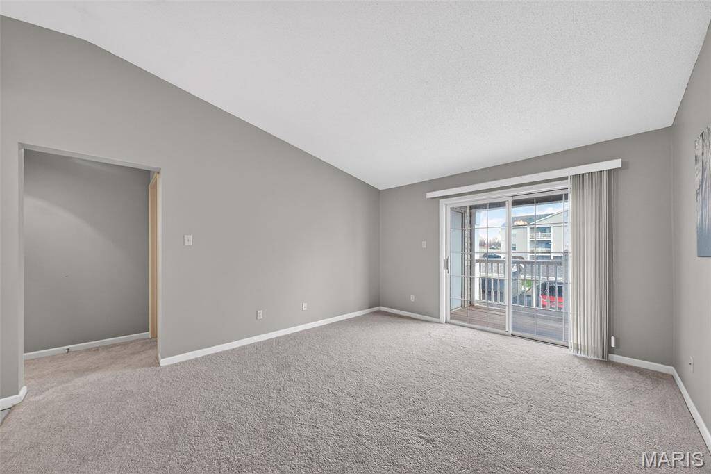 Unincorporated, MO 63129,10 Berview CIR #D