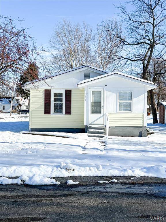 Brighton, IL 62012,213 N Cross ST