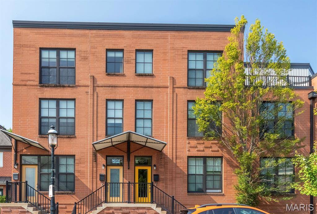 St Louis, MO 63108,4256 Olive ST #4256