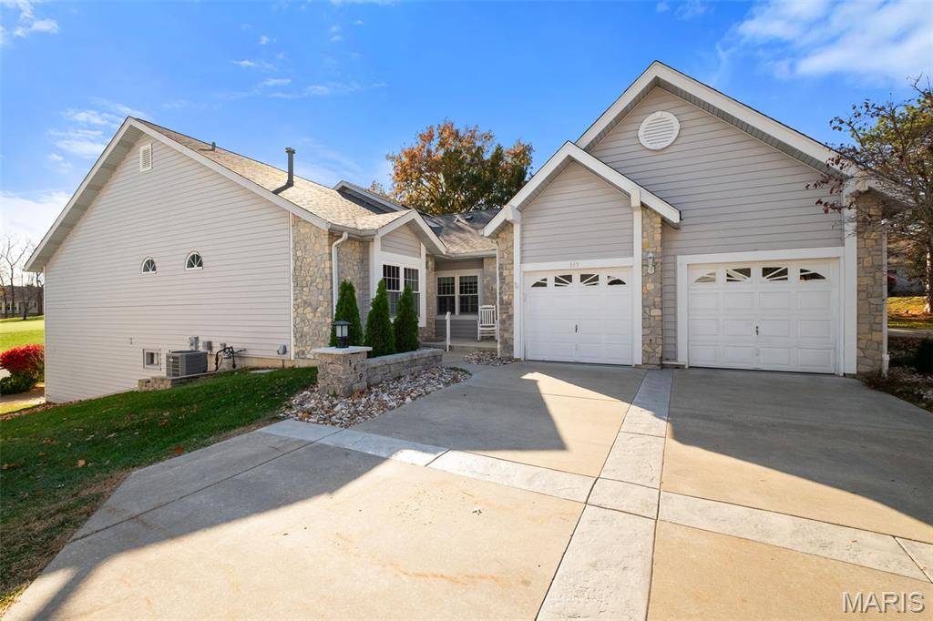 Weldon Spring, MO 63304,149 Shaelah CT #25