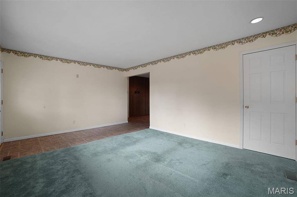 St Charles, MO 63303,128 Tom Sawyer DR