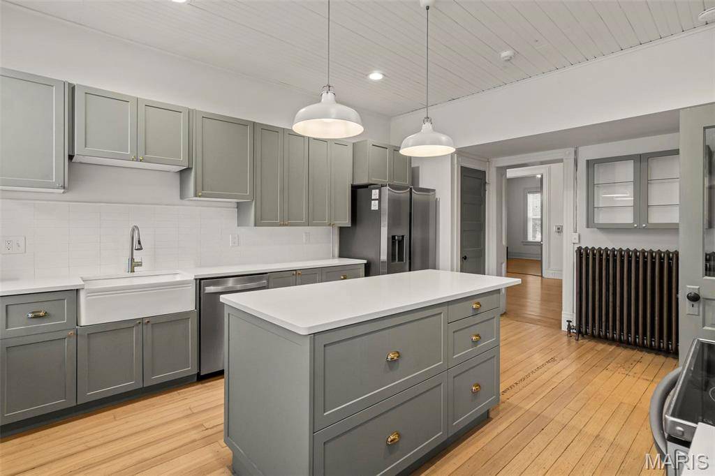 Belleville, IL 62220,715 S Church ST