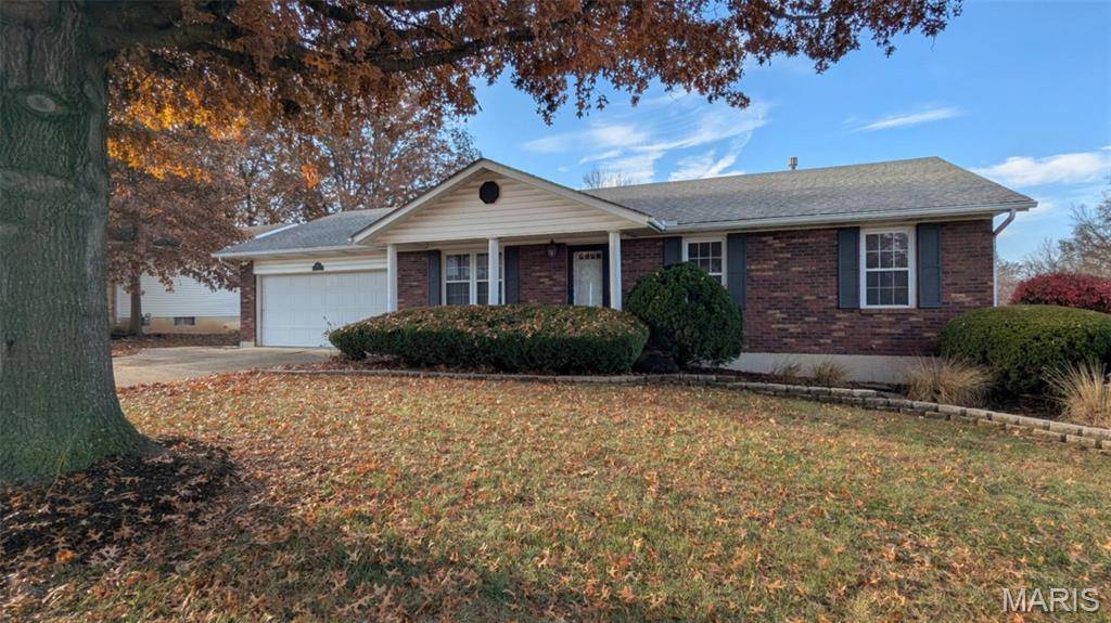 Troy, MO 63379,105 Hickory DR