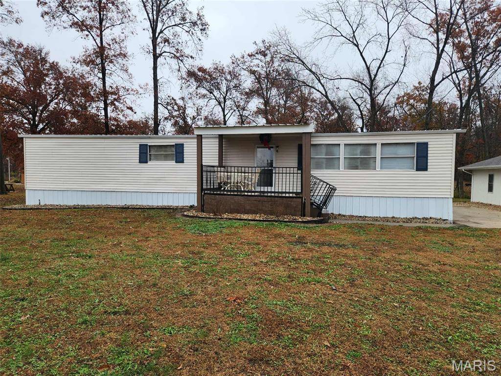 Sandoval, IL 62882,1106 Harrison AVE