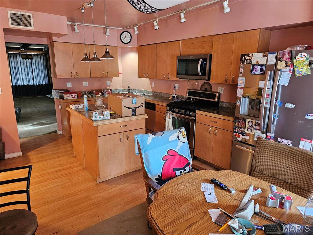 Mehlville, MO 63125,1801 Telegraph RD