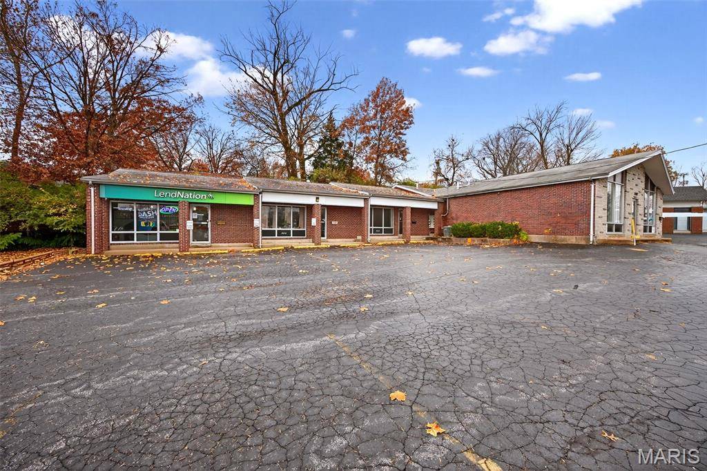 Overland, MO 63132,9560 Page AVE