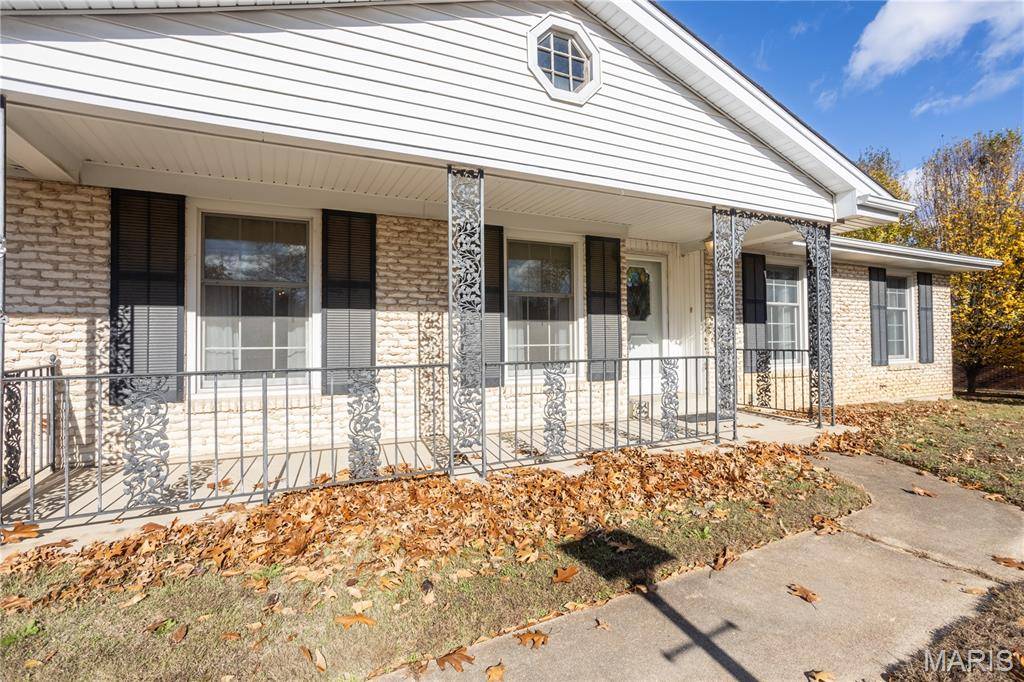 St Louis, MO 63122,709 Rolfe DR