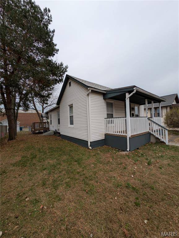 East Alton, IL 62024,236 Church ST