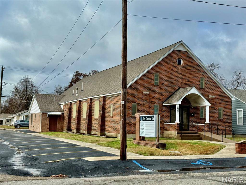 Dexter, MO 63841,501 N Catalpa