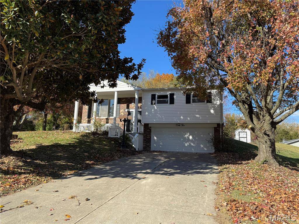 Dupo, IL 62239,42 Arnold DR