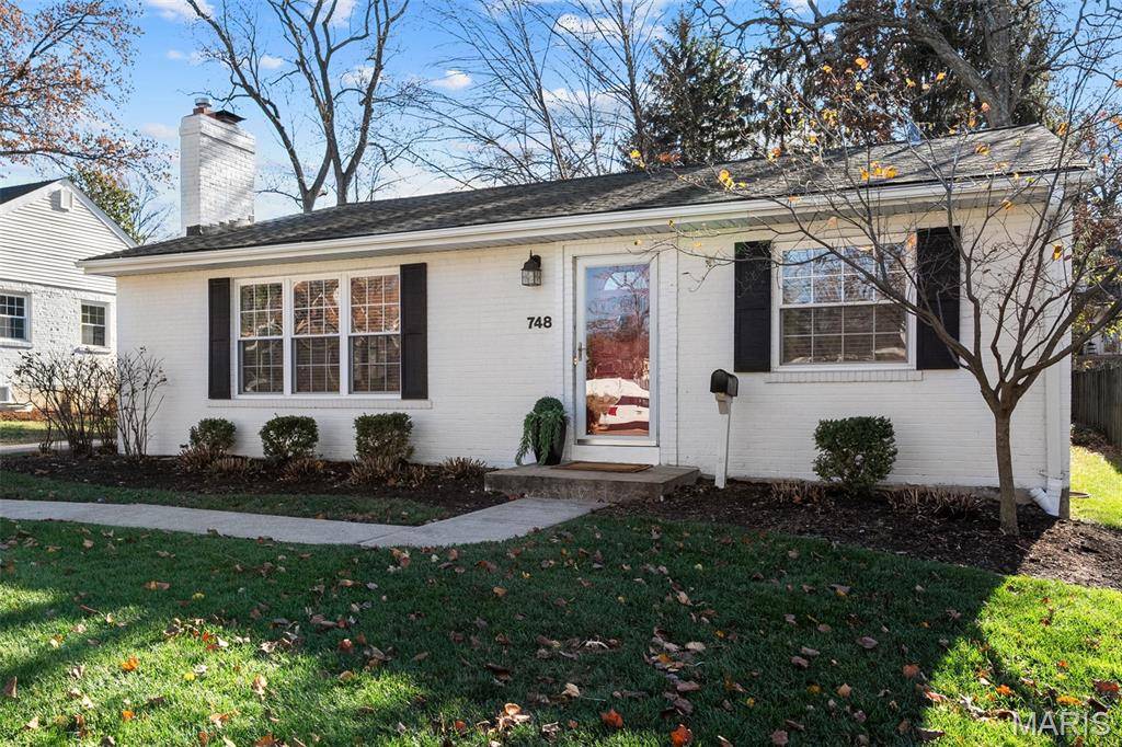 Glendale, MO 63122,748 Chelsea AVE