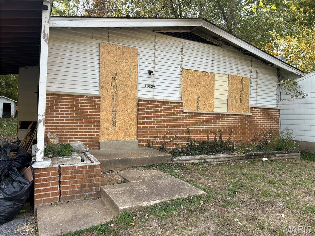 St Louis, MO 63136,10159 Green Valley DR