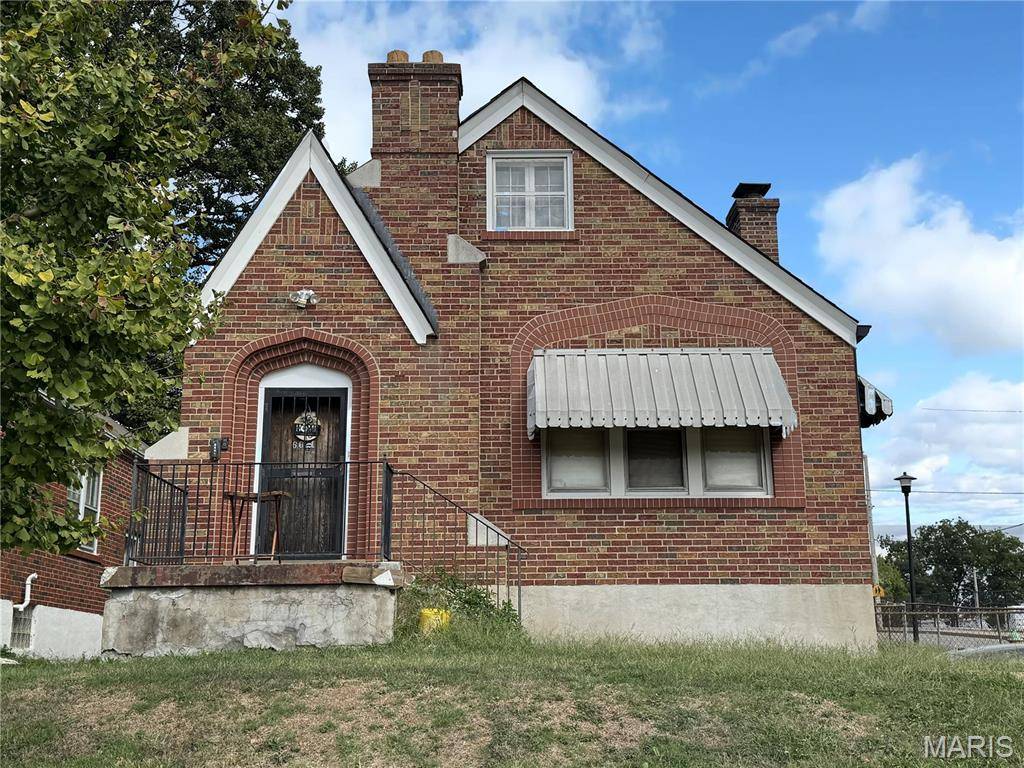 Northwoods, MO 63121,6601 Pasadena BLVD