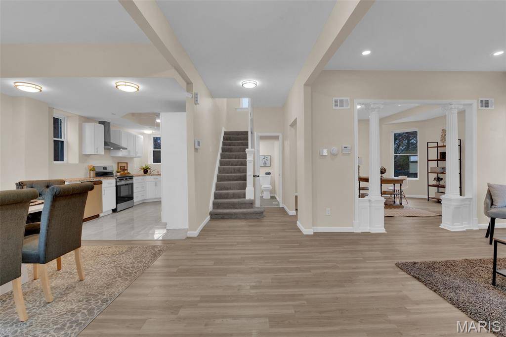 St Louis, MO 63112,14 Parkland PL