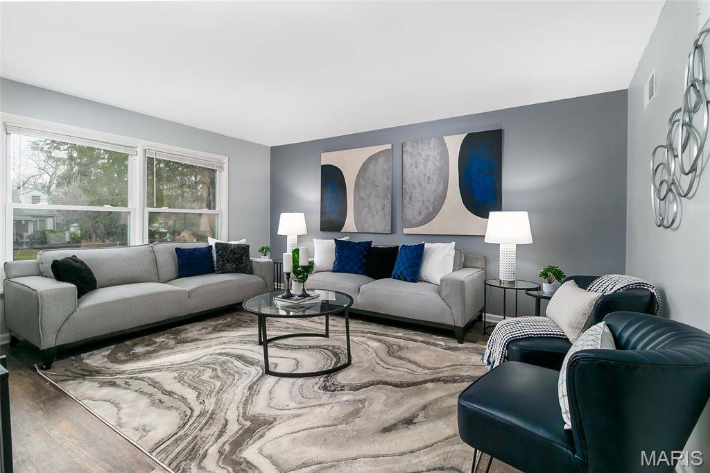 Ferguson, MO 63135,318 N Dade AVE