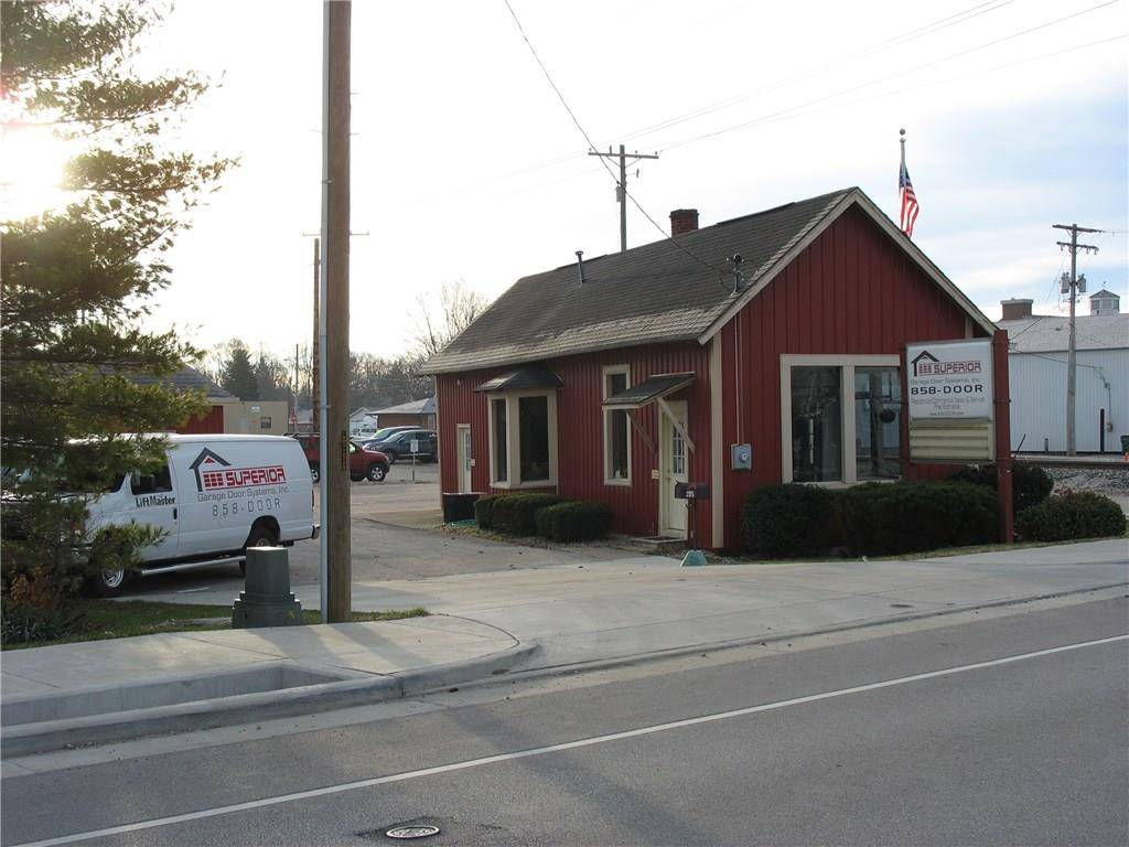 Brownsburg, IN 46112,205 N Green ST