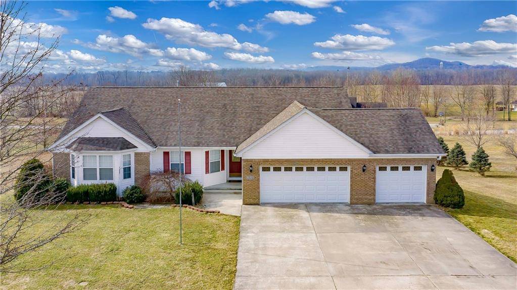Columbus, IN 47201,7835 W West Pointe DR