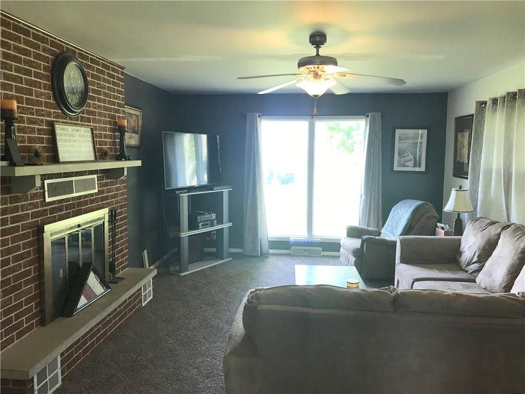 Brownsville, IN 47325,327 N County Road 550 E