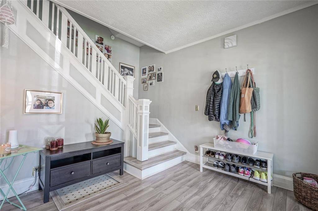 Indianapolis, IN 46208,327 W 39th ST