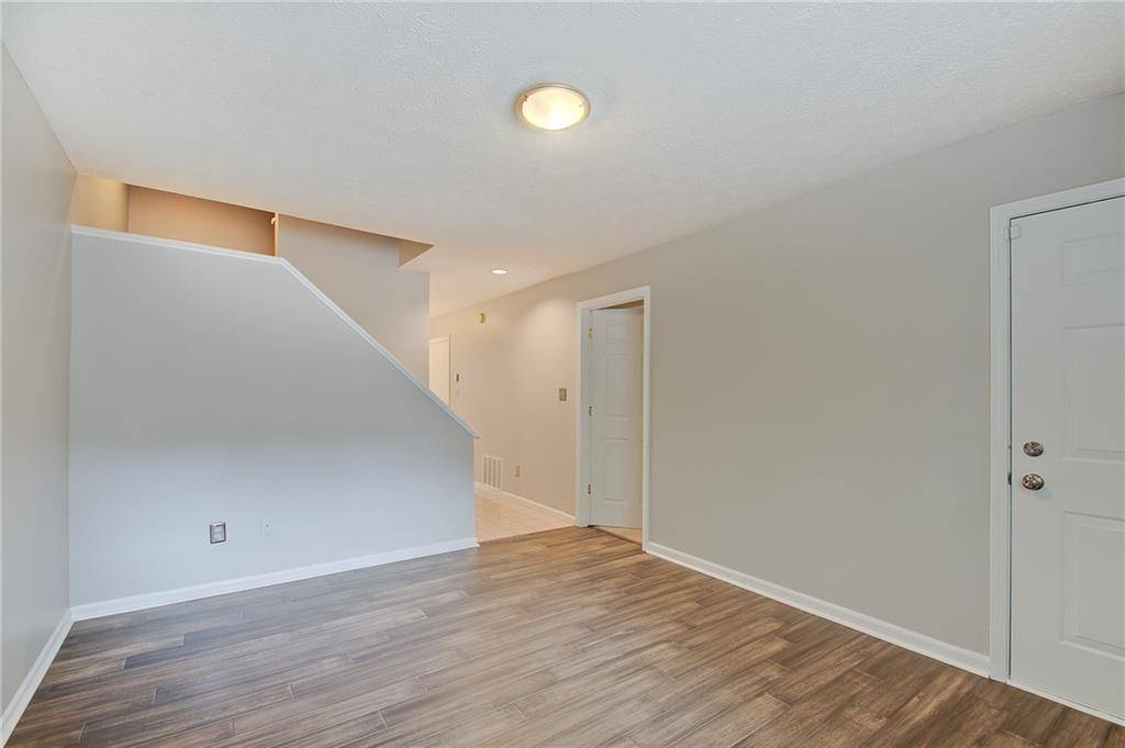 Indianapolis, IN 46220,6926 Wesley CT