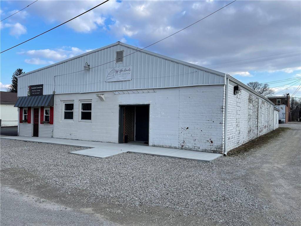 Roachdale, IN 46172,5 E Railroad ST