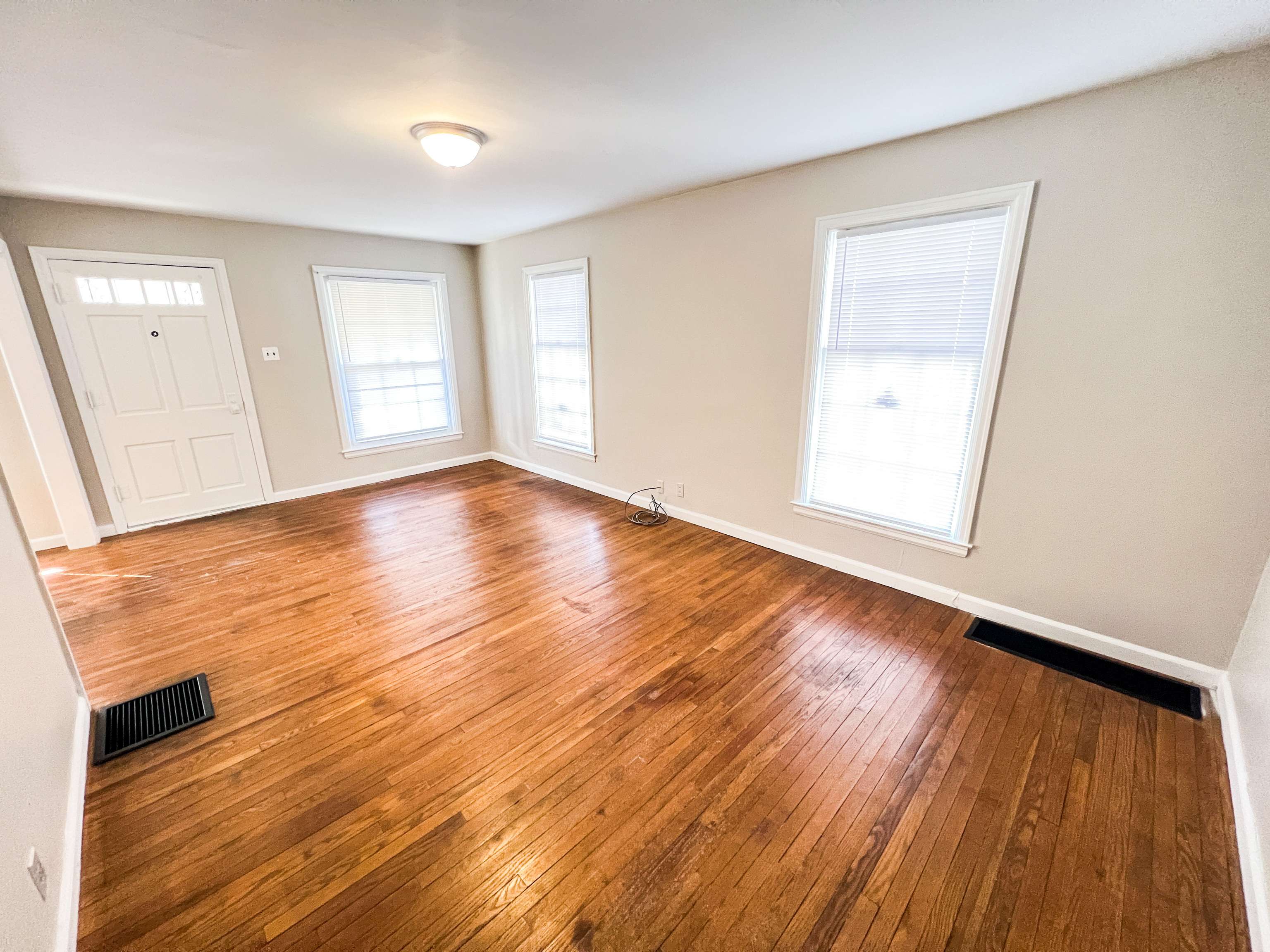 Indianapolis, IN 46218,3537 Orchard AVE