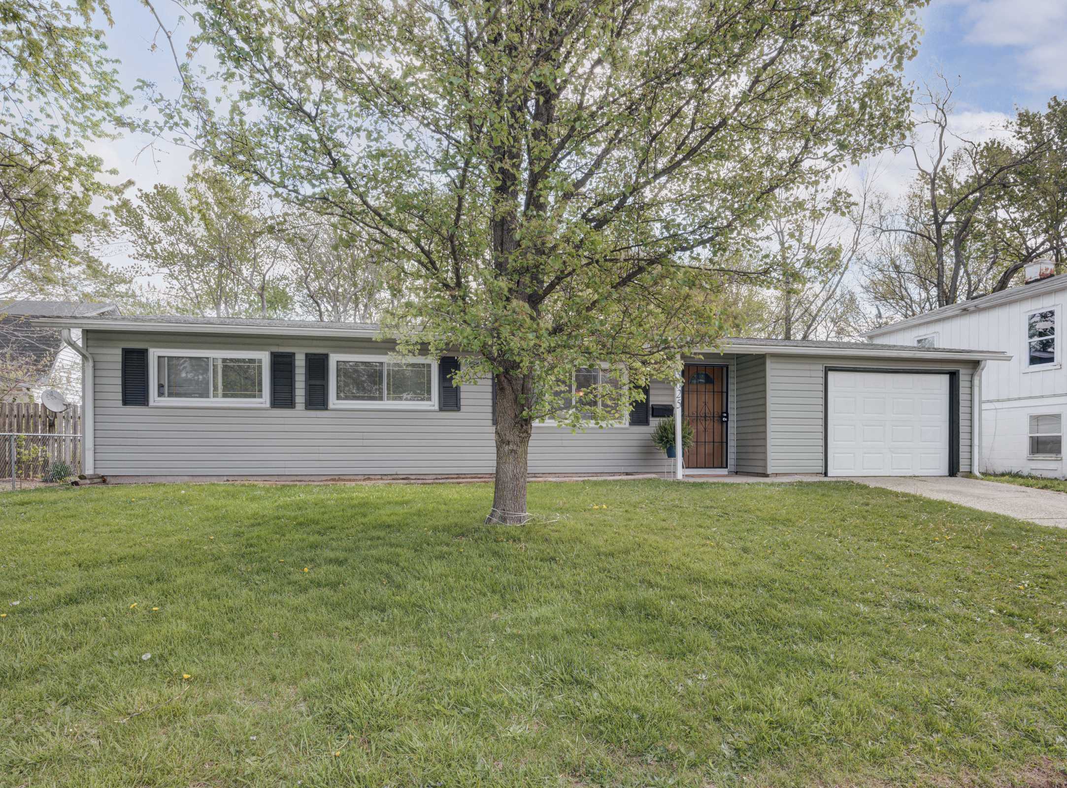 Indianapolis, IN 46226,3625 Lori LN