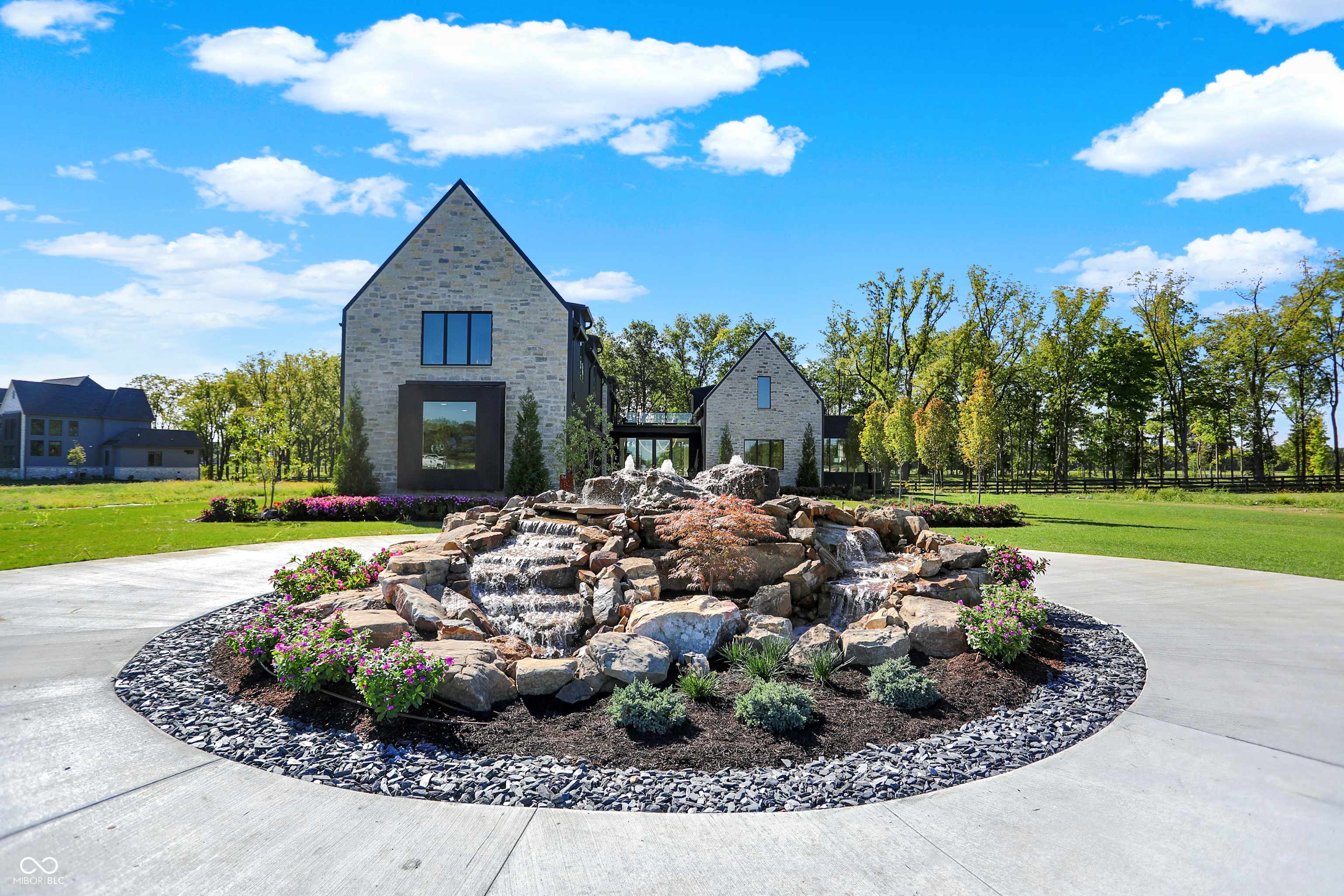 Zionsville, IN 46077,9475 Windy Hills DR