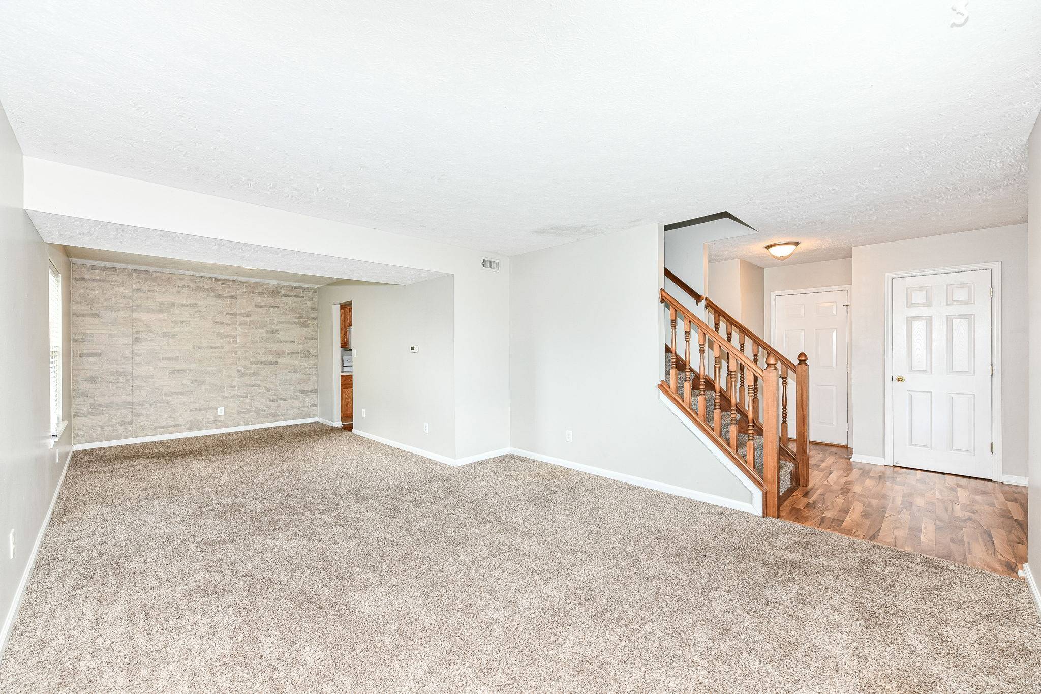 Indianapolis, IN 46217,7202 Red Lake CT