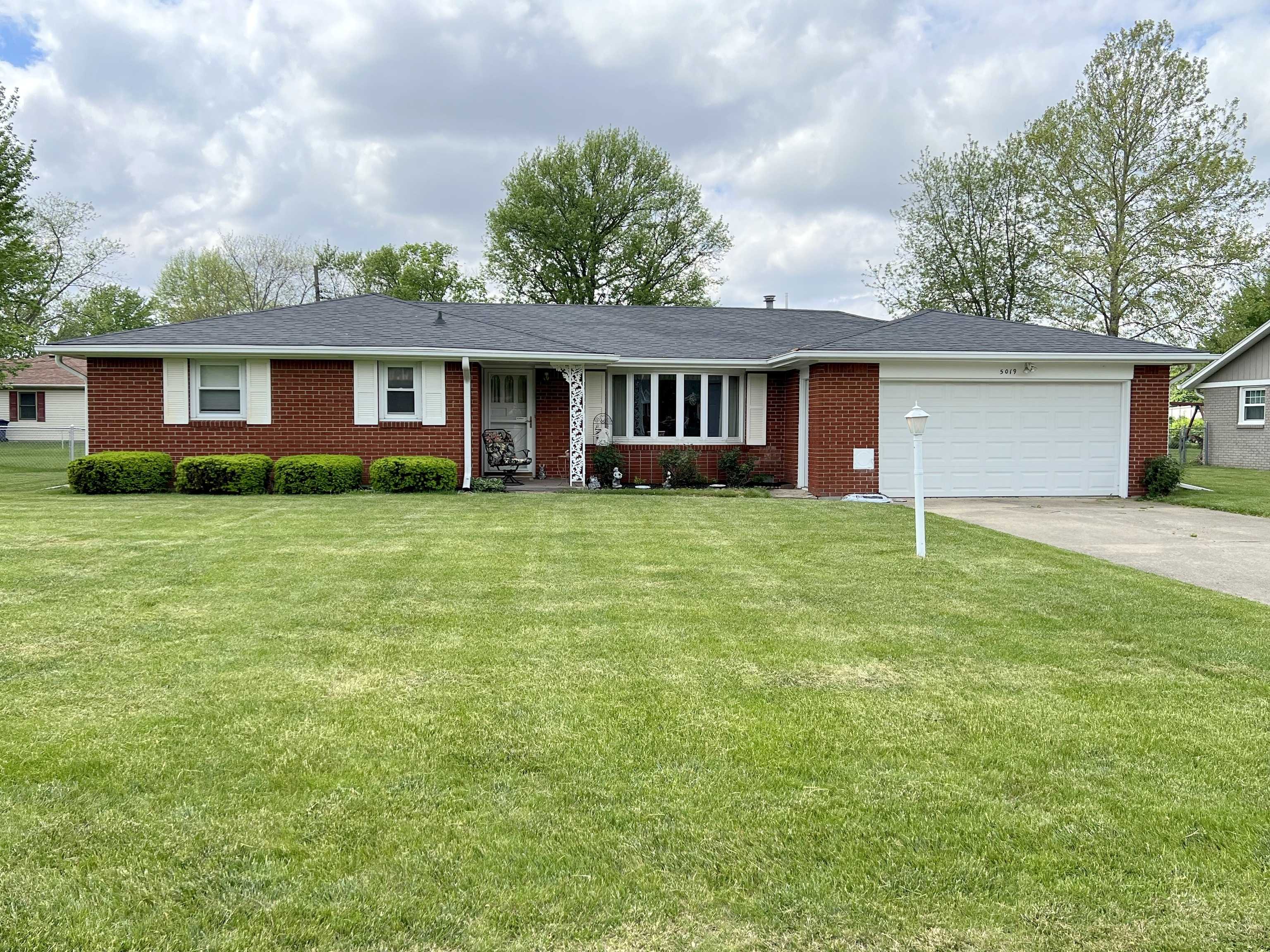 Anderson, IN 46013,5019 Central AVE