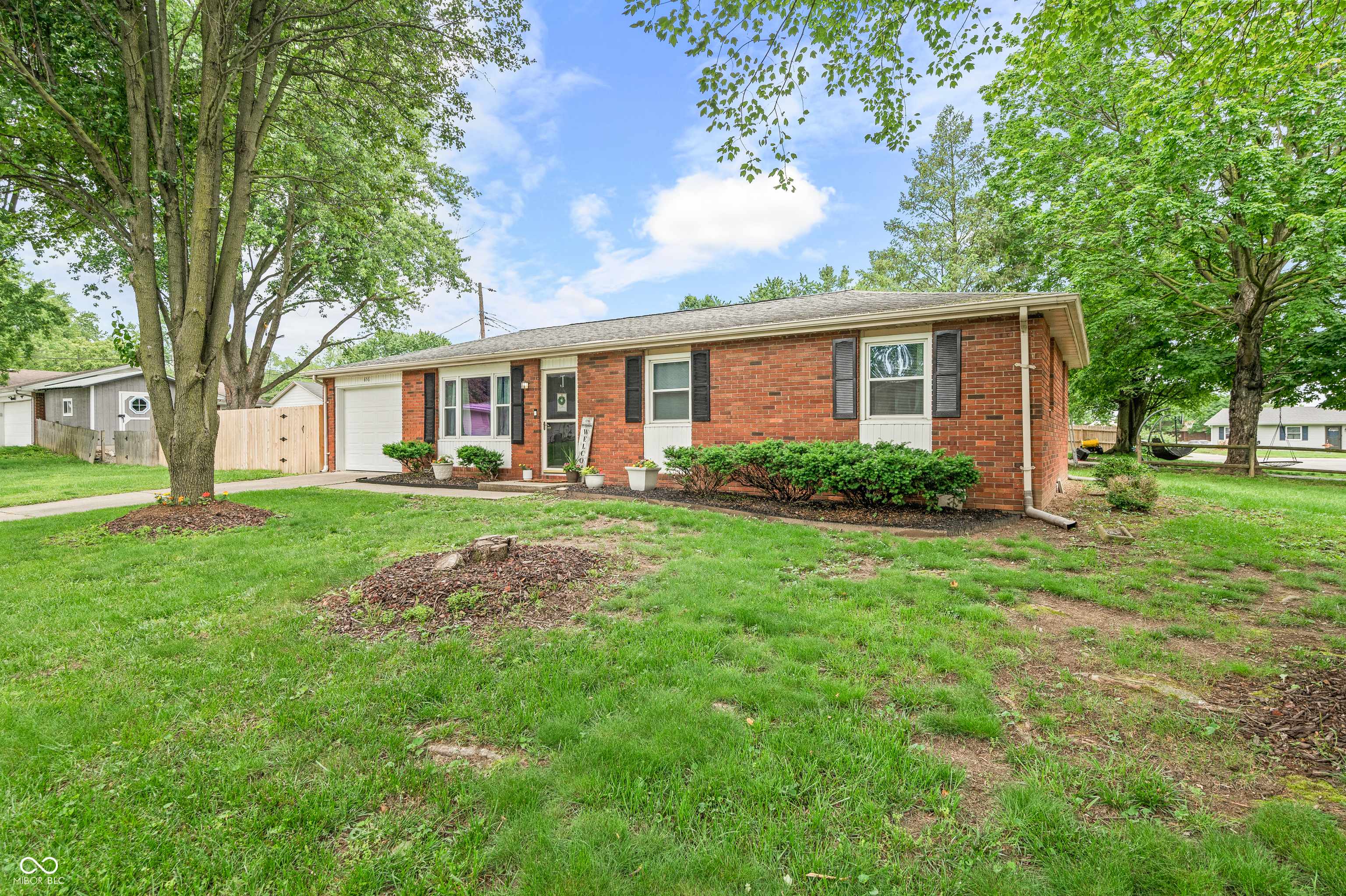 Seymour, IN 47274,656 Berkshire DR