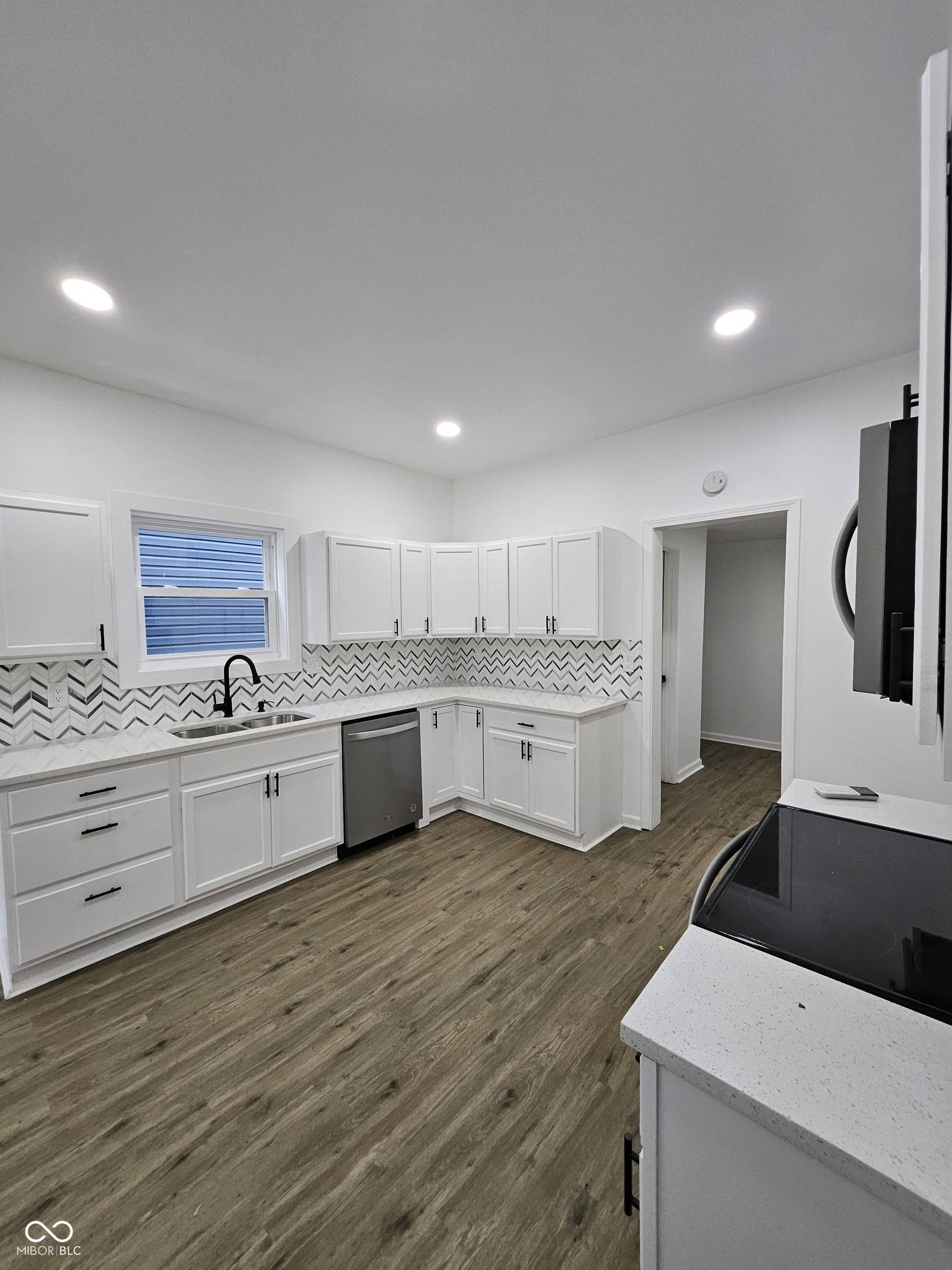 Indianapolis, IN 46201,43 N Gray ST N