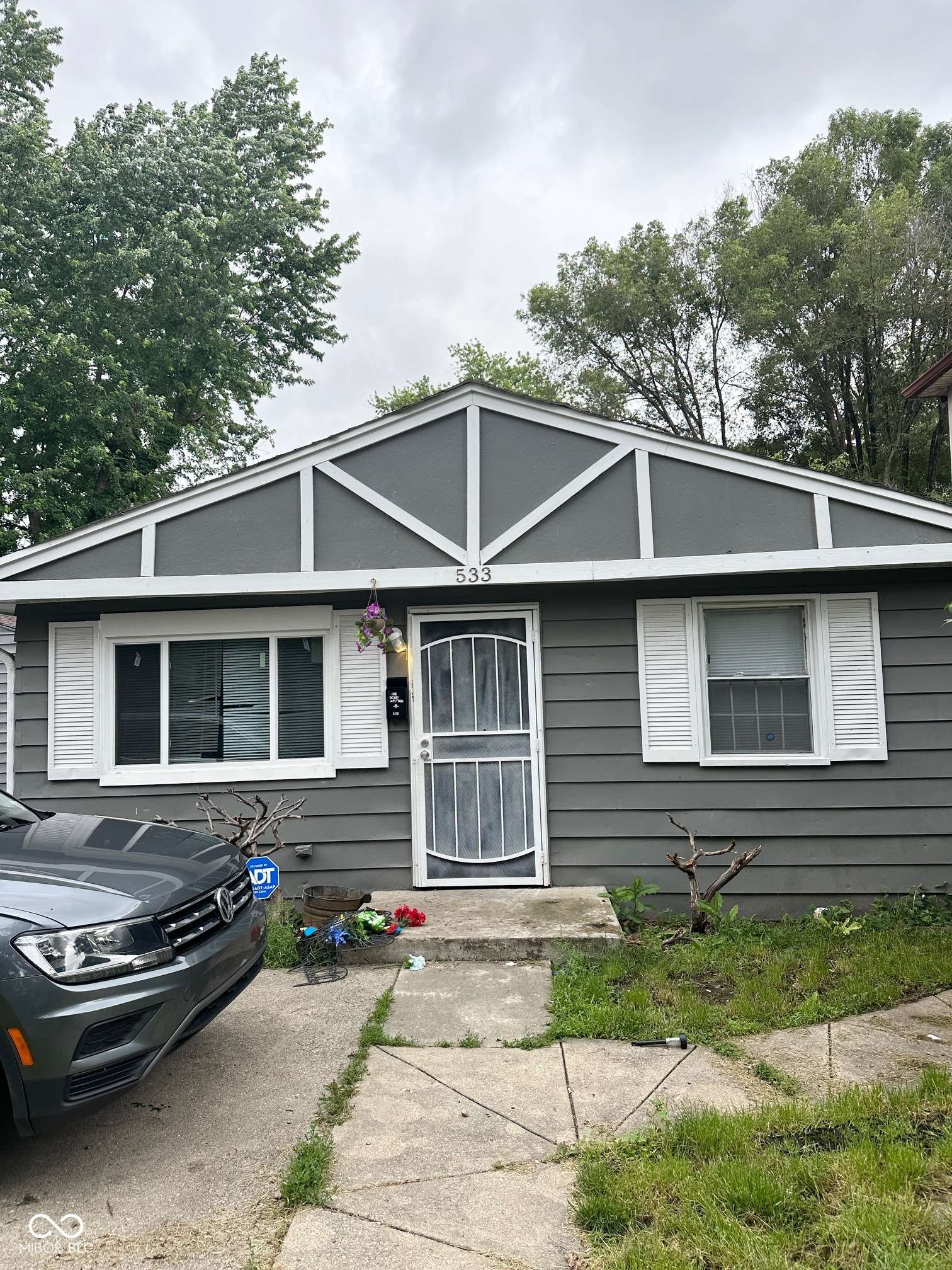 Indianapolis, IN 46222,533 Lynn ST