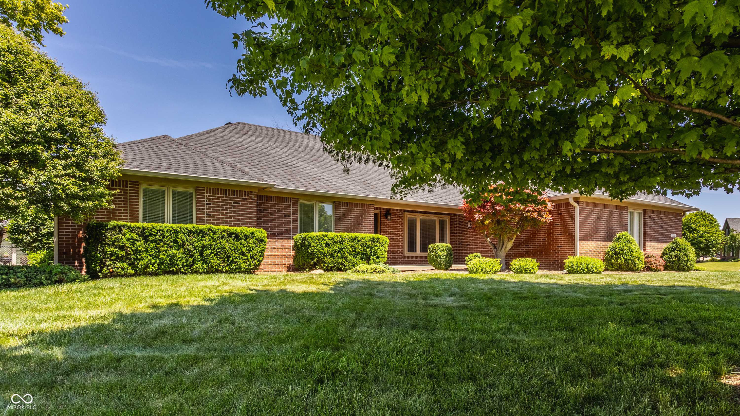 Greenwood, IN 46142,202 Back Creek CIR