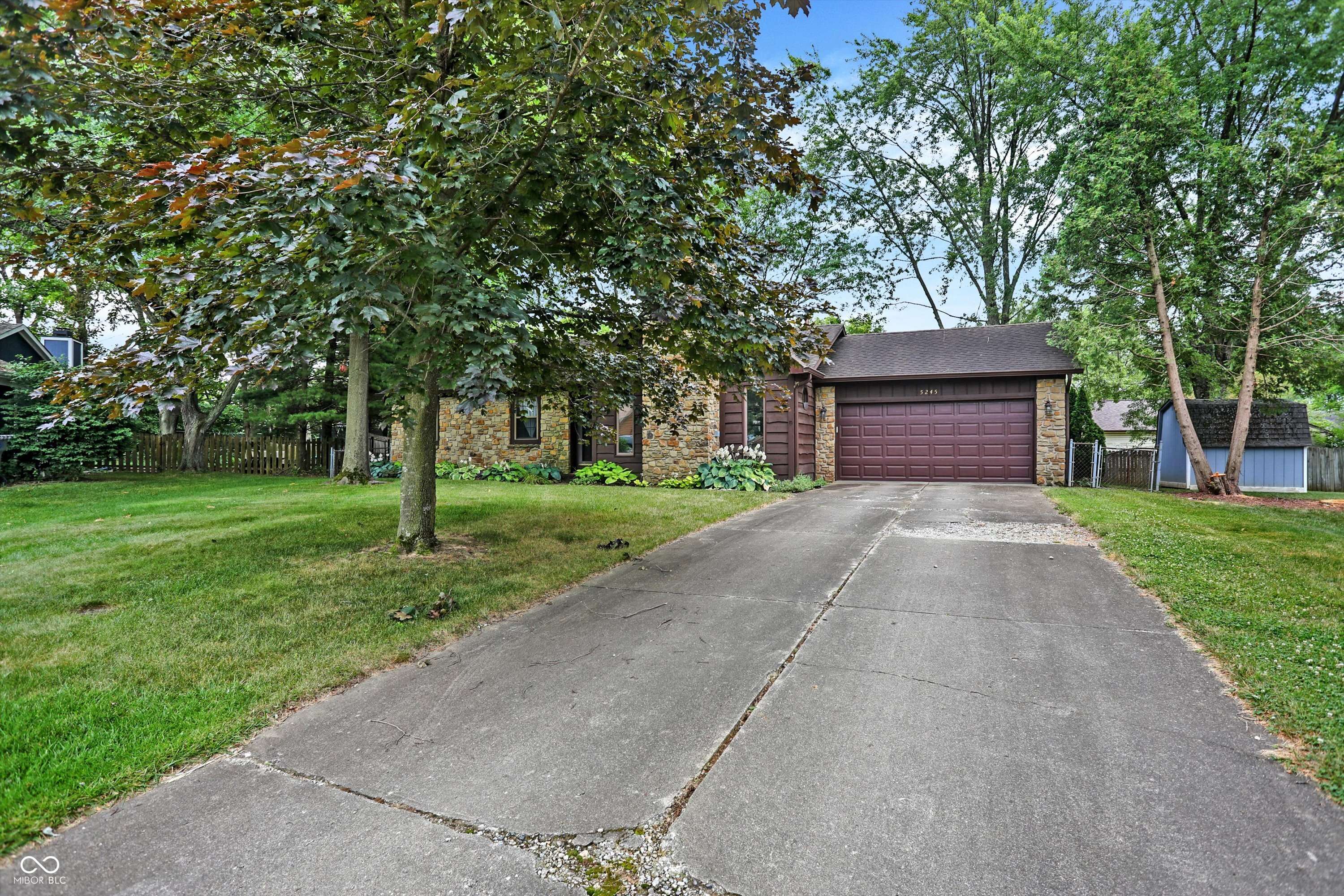 Indianapolis, IN 46237,5245 Tamarisk CT